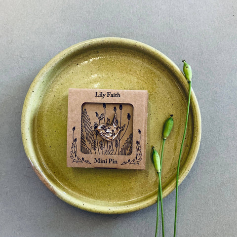 Wren Mini Pin Brooch - Sprouts of Bristol